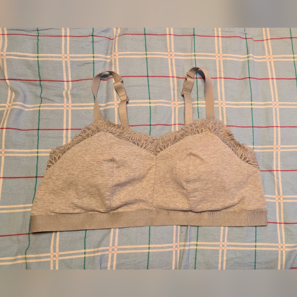Lace Trim Gray Bralette